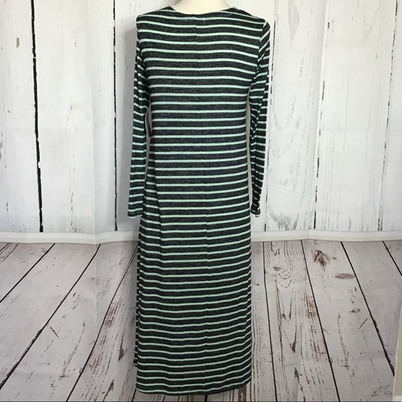 Lularoe Sarah - Picture 8 of 10